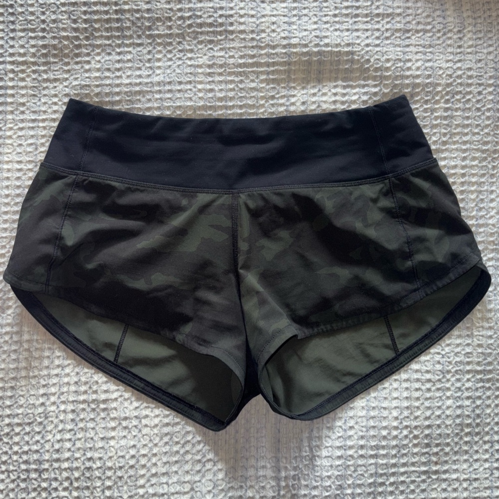 Lululemon Speed Up shorts 2.5”
